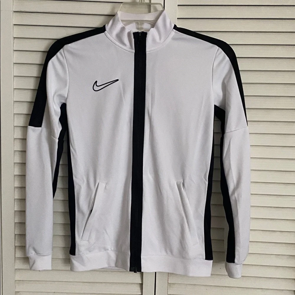 Nike Dri-Fit Track Zip Jacket Size Kids M NWT
